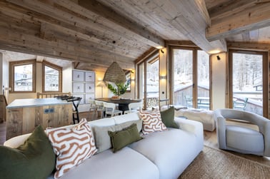 Arolay Penthouse - Living Area