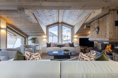 Arolay Penthouse - Living Area