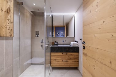 Brunnenhof 10 - Bathrooms