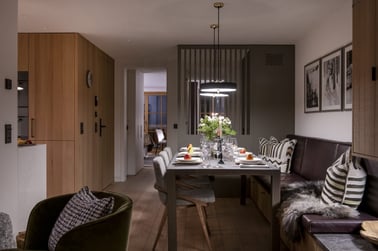 Brunnenhof 12 - Dining Area