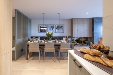 Brunnenhof 12 - Dining Area