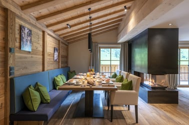 Brunnenhof 13 - Dining Area