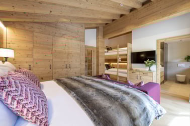 Brunnenhof Penthouse - Bedrooms