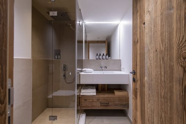 Brunnenhof 6 - Bathrooms