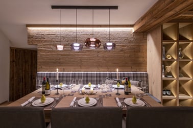 Brunnenhof 6 - Dining Area