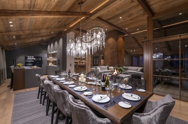 Chalech M - Dining Area