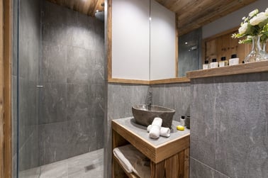 Chalet 1850 - Bathrooms