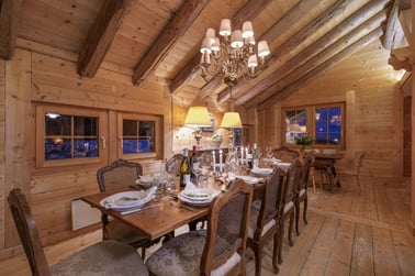 Chalet Bavaria - Dining Area