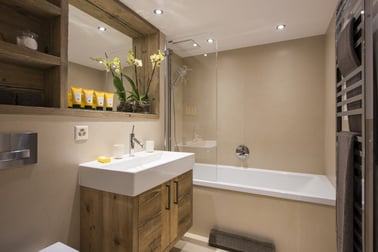 Chalet Delormes - Bathrooms