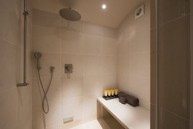 Chalet Delormes - Bathrooms