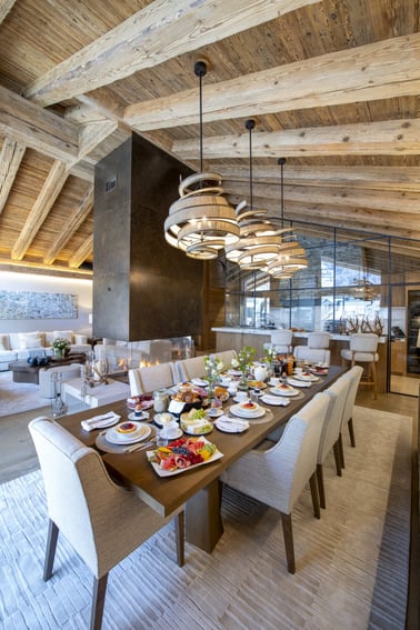 Chalet Elbrus - Dining Area