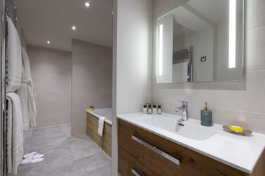 Chalet Genepi - Bathrooms