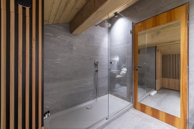 Chalet Kitsune - Bathrooms