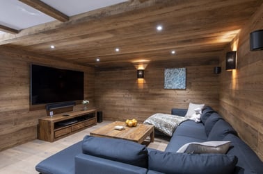 Chalet La Folie - Cinema Room