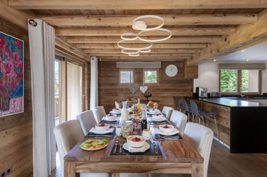 Chalet La Folie - Dining Area