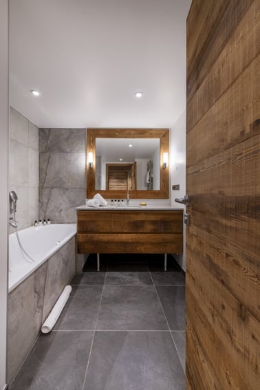 Chalet La Folie - Bathrooms