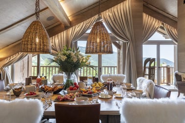 Chalet La Loze - Dining Area