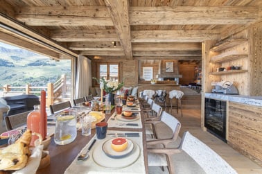 Chalet La Rochette - Dining Area