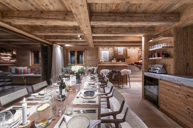 Chalet La Rochette - Dining Area