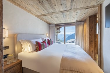 Chalet La Rochette - Bedrooms