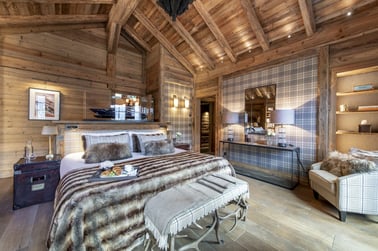 Luxury Ski Chalet in Meribel | Chalet La Tanière | Bramble Ski