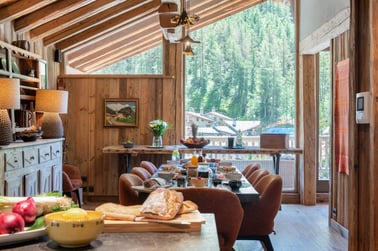 Chalet Lashca - Dining Area