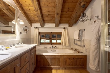 Chalet Lalapanzi - Bathrooms