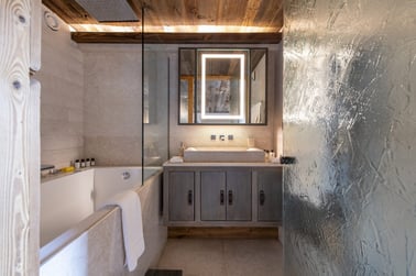 Chalet L’Arctique - Bathrooms