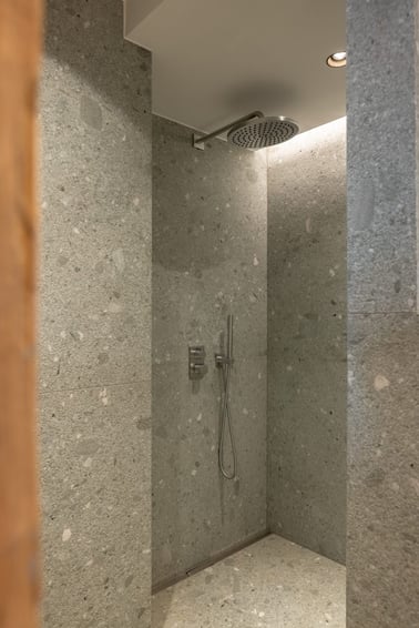 Chalet Pierrier - Bathrooms