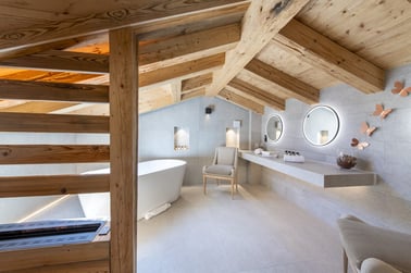 Chalet Ranch - Bathrooms