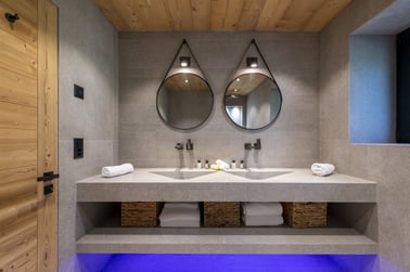 Chalet Ranch - Bathrooms