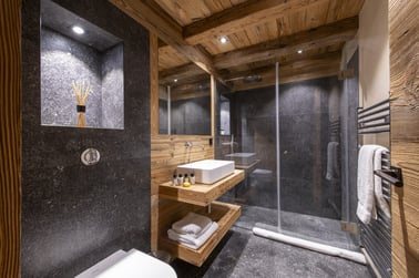 Chalet Riant - Bathrooms