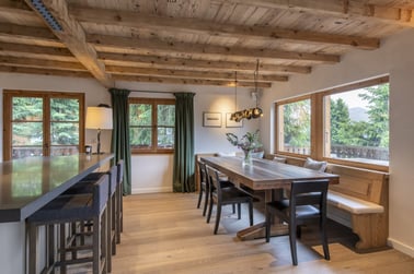 Chalet Scandinavia - Dining Area