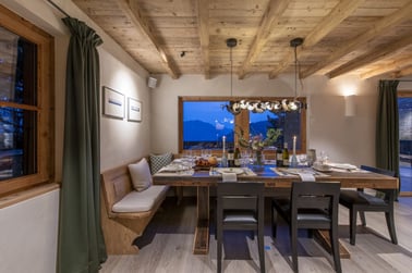 Chalet Scandinavia - Dining Area