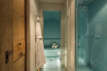 Chalet Tesseln - Bathrooms