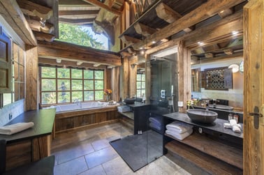 Chalet Yeti - Bathrooms