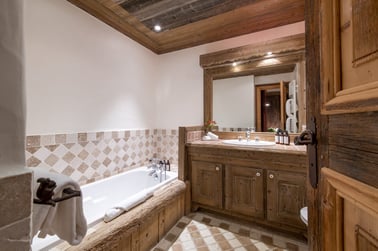 Chalet Yeti - Bathrooms