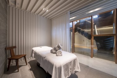 Etoile du Nord – East Wing - Massage room