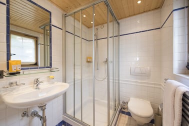 Fleur de Lin - Bathrooms