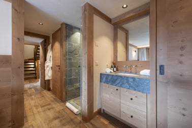 Chalet Grand Coeur - Bathrooms