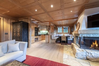 Ivouette 011 - Living Area