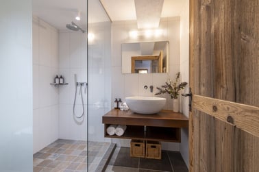 Kikombe Lodge - Bathrooms