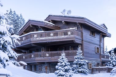 Lord of Snow - Chalet exterior