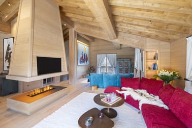 Lord of Snow - Living Area