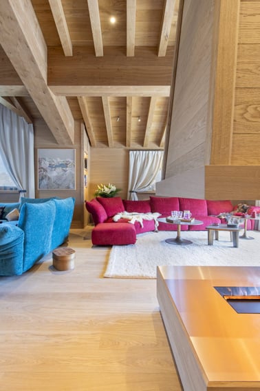 Lord of Snow - Living Area