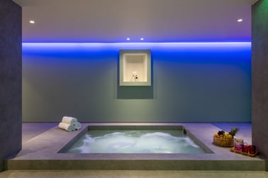 Lord of Snow - Hot tub