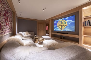 Lord of Snow - Cinema Room