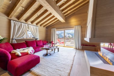 Lord of Snow - Living Area