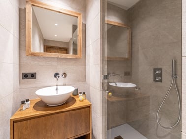 Manej Apartment 4 - Bathrooms