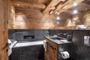 Marmotte Penthouse - Bathrooms